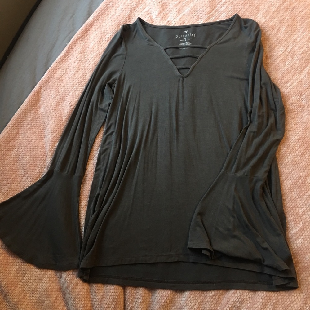 american eagle soft & sexy long sleeve bundle - Picture 3 of 6